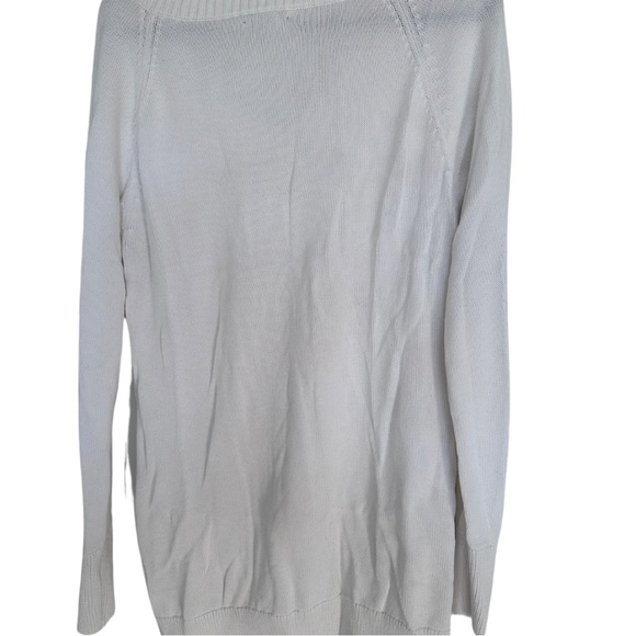 Tommy Hilfiger Elegant White V-Neck Sweater - Picture 4 of 4